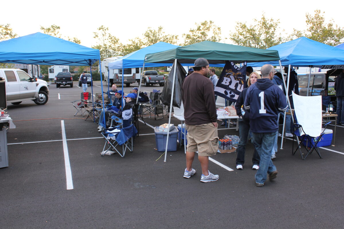 Some fans are bringing BYU tailgating to a whole new level News